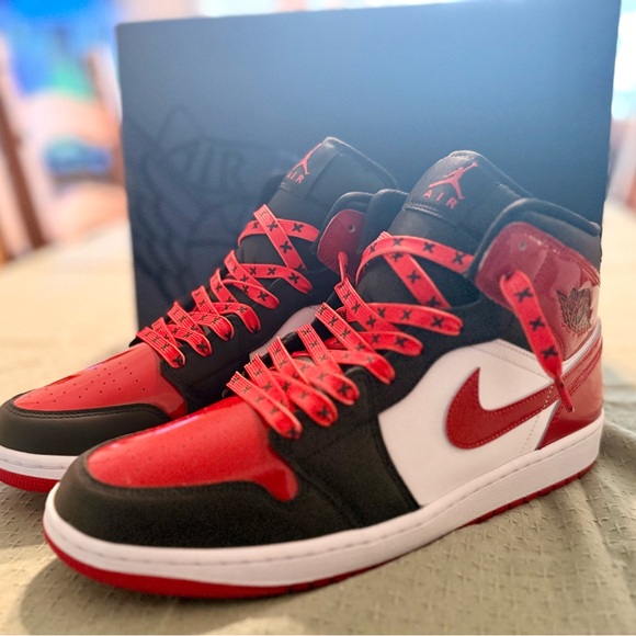 🔥 Brand New Air Jordan 1 Mid SE – Men’s Size 12 🔥 - Picture 5 of 12